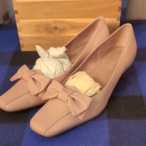 Franco Sarto Blush Pink Bow Kitten Heel Pumps